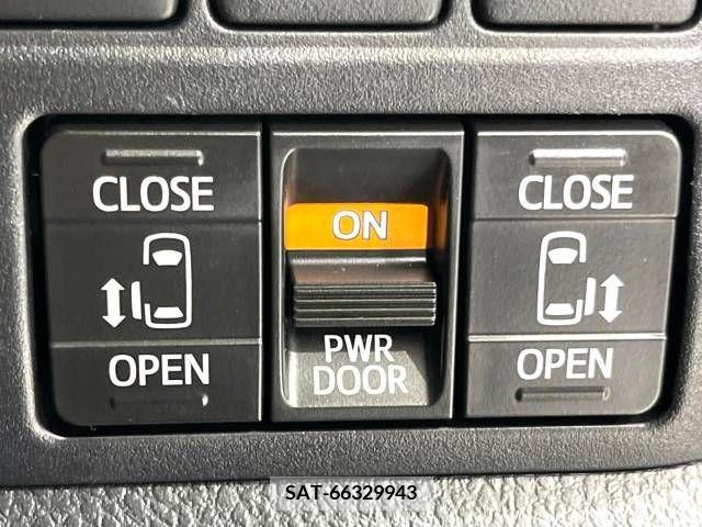 Toyota VOXY 2019-03 236311-5