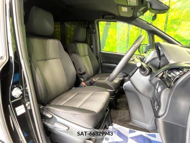 Toyota VOXY 2019-03 236311-11