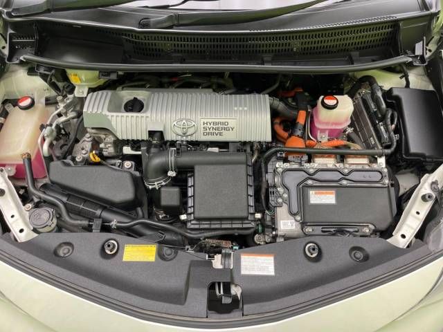 Toyota PRIUS ALPHA 2014-12 194619-19