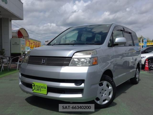 Toyota VOXY 2005-06 370492-0