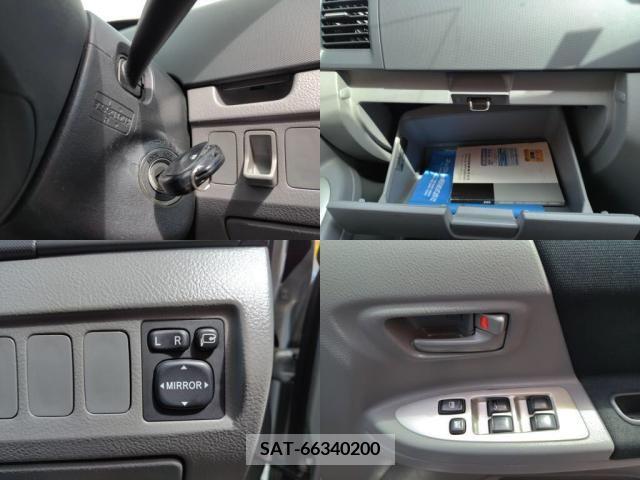 Toyota VOXY 2005-06 370492-5