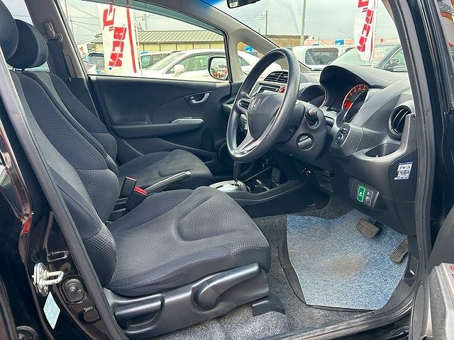 Honda FIT 2012-12 181830-3