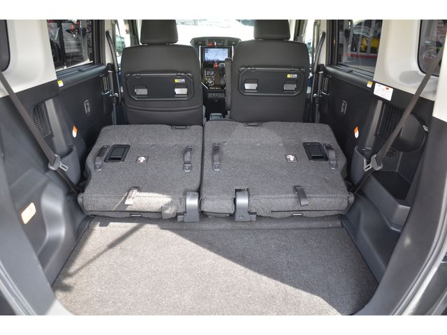 Toyota ROOMY 2019-09 15575-19