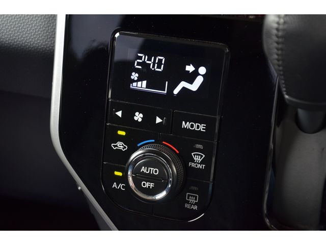 Toyota ROOMY 2019-09 15575-12
