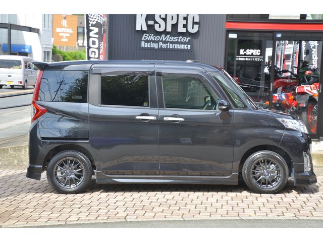 Toyota ROOMY 2019-09 15575-3