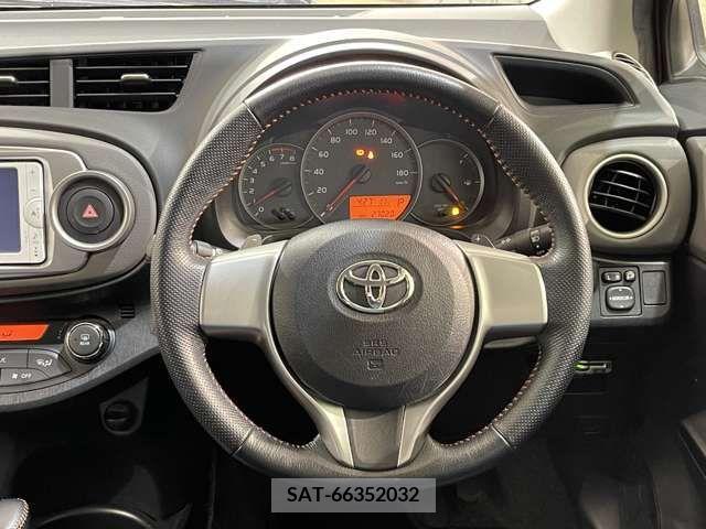 Toyota VITZ 2013-07 222807-13