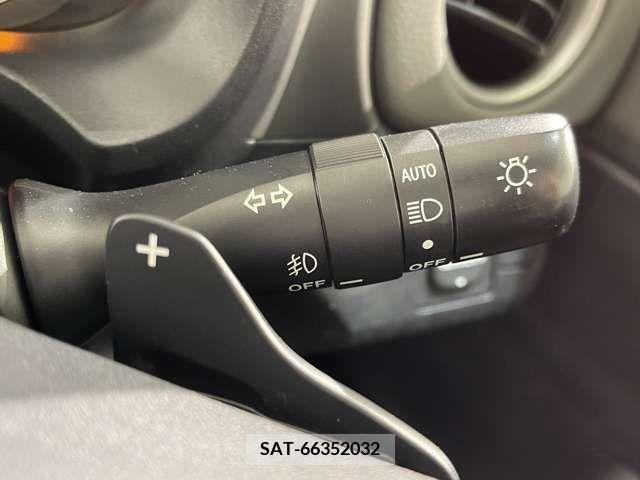 Toyota VITZ 2013-07 222807-15