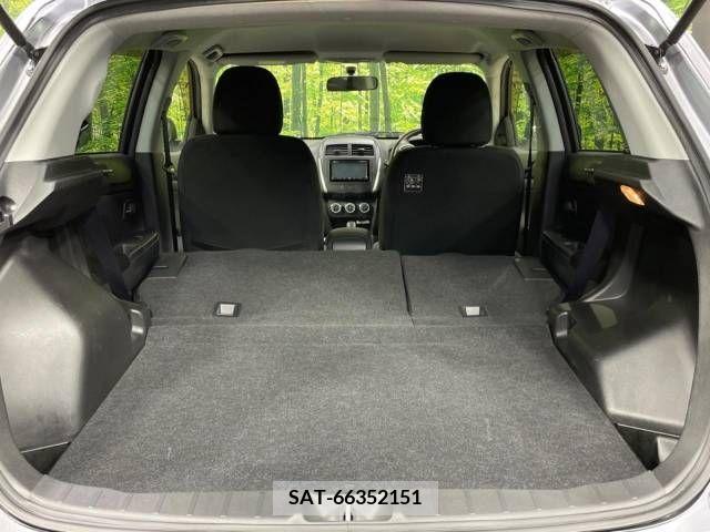 Mitsubishi RVR 2014-03 282648-10