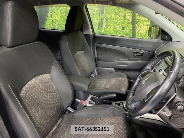 Mitsubishi RVR 2014-03 282648-8