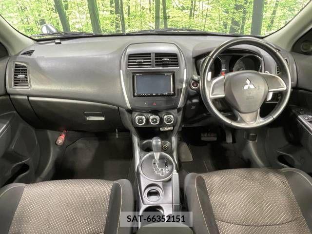 Mitsubishi RVR 2014-03 282648-1