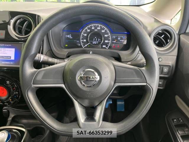Nissan NOTE 2018-05 305417-6