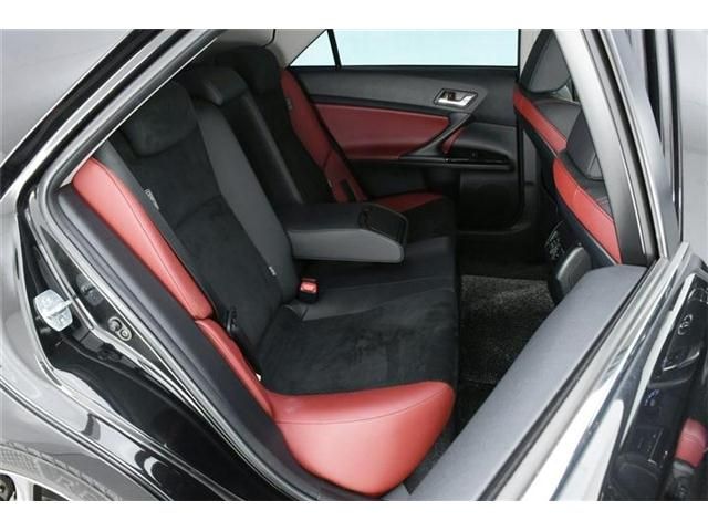 Toyota MARK X 2016-12 193108-11