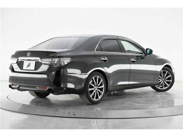 Toyota MARK X 2016-12 193108-1