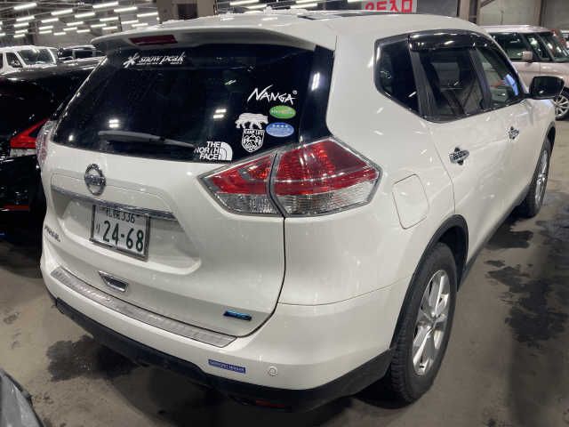 Nissan X-TRAIL 2016-02 188180-2