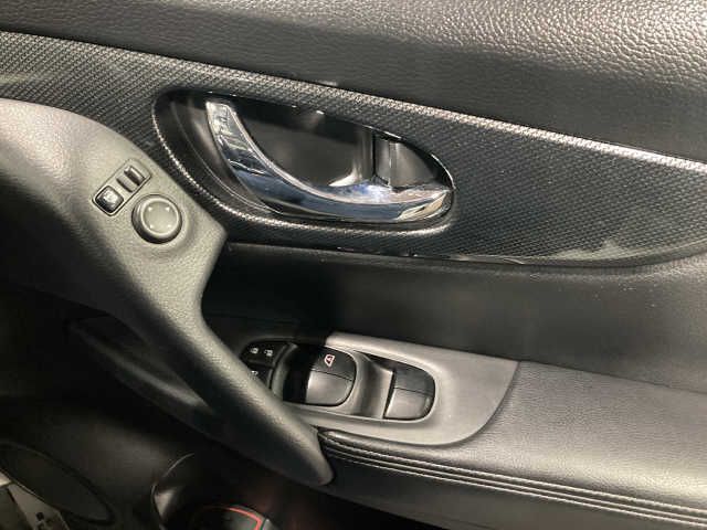 Nissan X-TRAIL 2016-02 188180-5