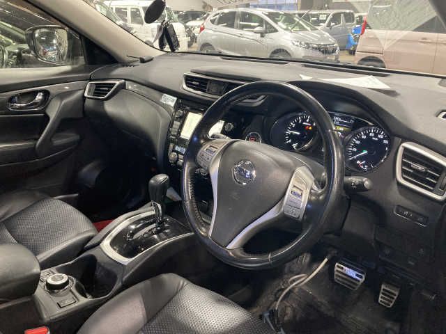 Nissan X-TRAIL 2016-02 188180-1