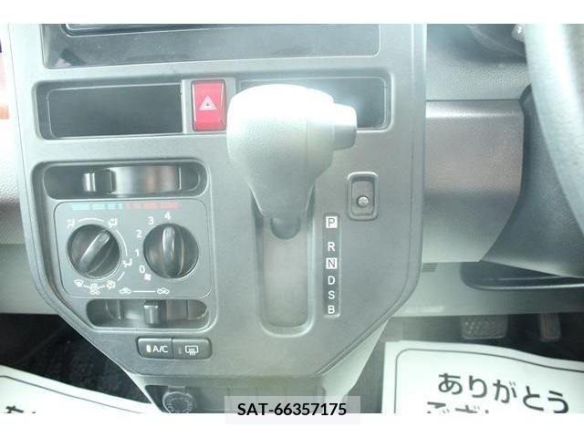 Toyota TANK 2017-10 286967-16