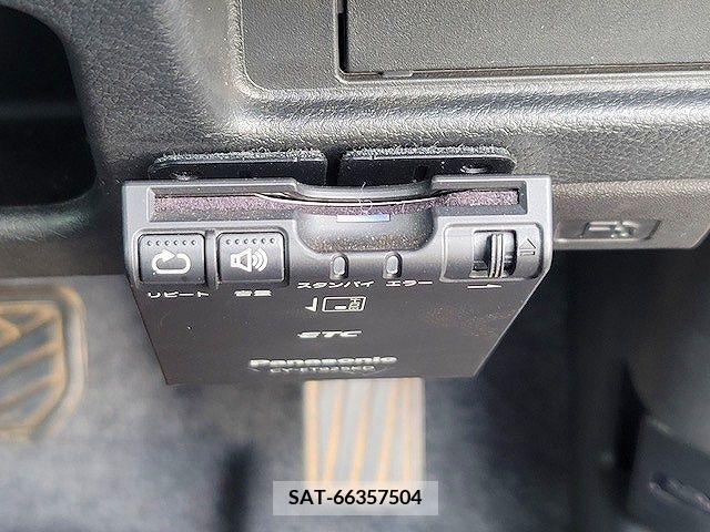 Suzuki SPACIA 2018-03 241909-10