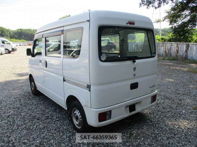 Suzuki EVERY 2016-07 384623-2