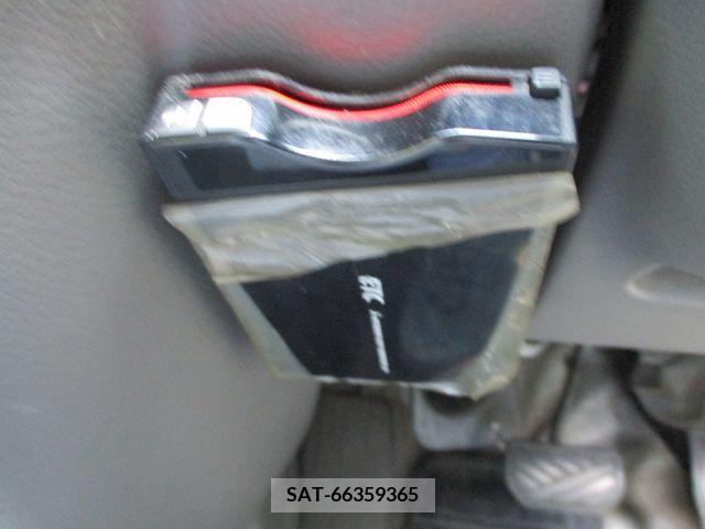 Suzuki EVERY 2016-07 384623-17