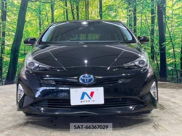 Toyota PRIUS 2016-08 282302-14