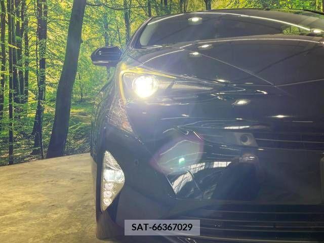 Toyota PRIUS 2016-08 282302-12