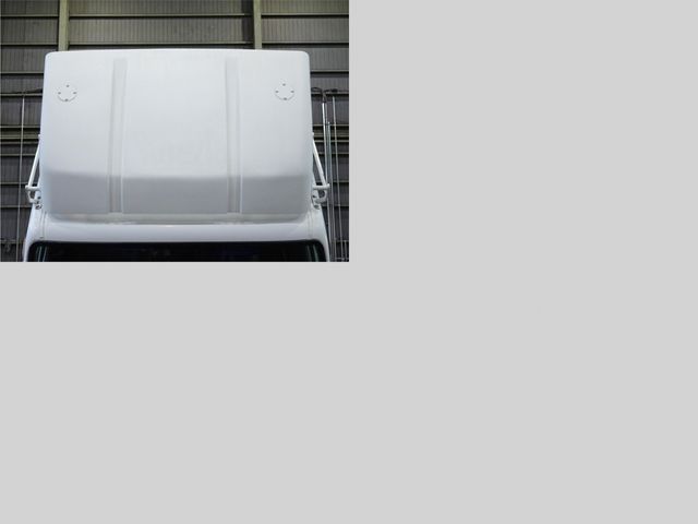 Mitsubishi CANTER 2010-12 7413-7