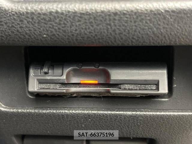 Nissan JUKE 2013-07 343171-4