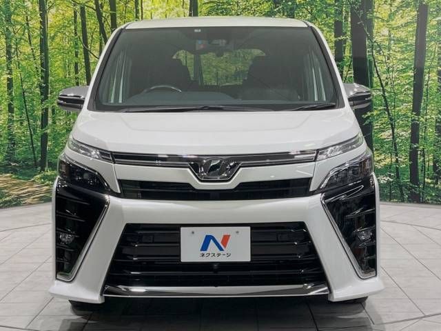 Toyota VOXY 2019-01 20221-15