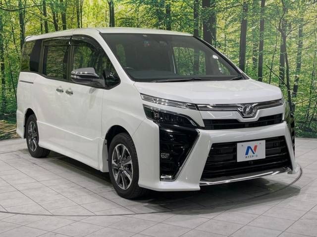 Toyota VOXY 2019-01 20221-17
