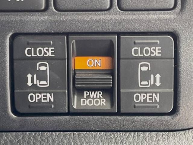 Toyota VOXY 2019-01 20221-6