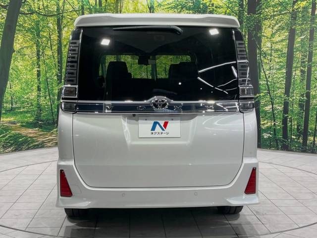 Toyota VOXY 2019-01 20221-16