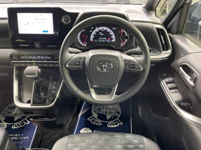 Toyota VOXY 2022-04 6414-11