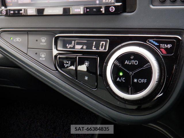 Toyota AQUA 2017-12 328297-8