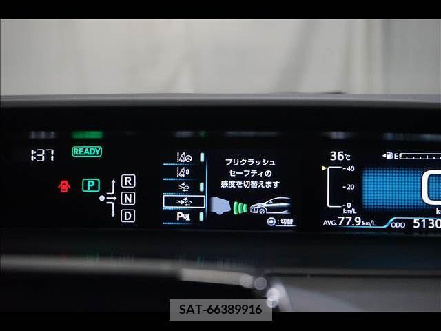 Toyota PRIUS PHV 2017-06 351798-4