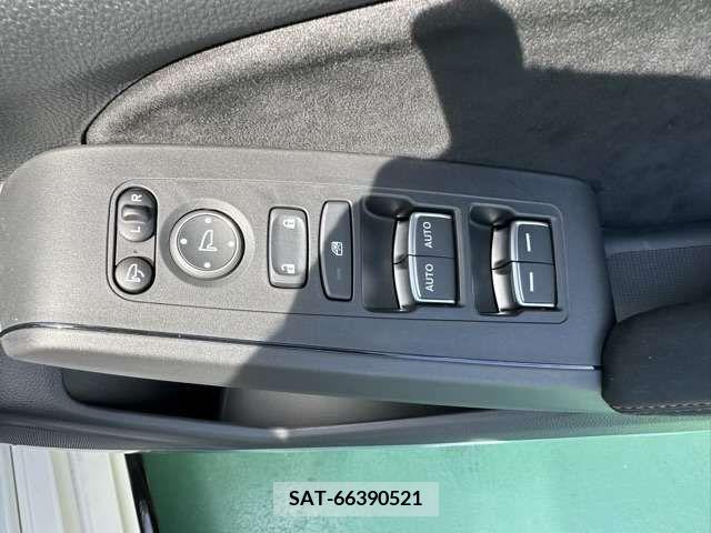 Honda CIVIC 2024-05 341405-12