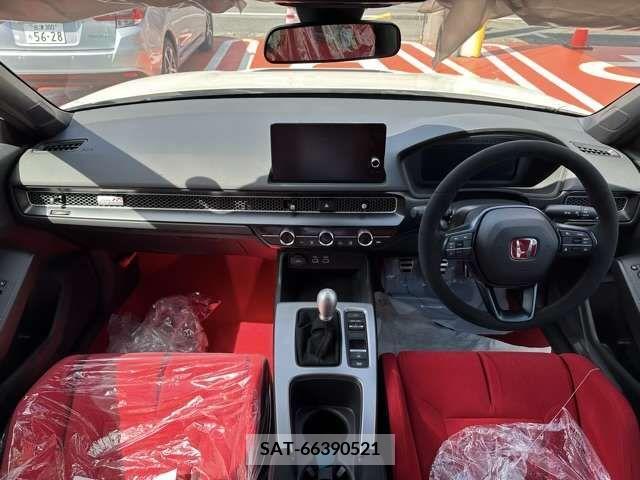 Honda CIVIC 2024-05 341405-4