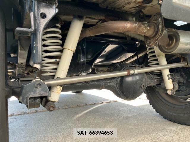 Mazda AZ-OFFROAD 2010-08 389508-7