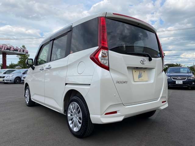 Toyota ROOMY 2018-04 189811-3
