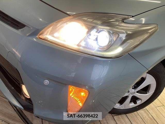 Toyota PRIUS 2013-04 322135-17