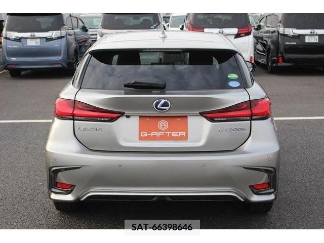 Lexus CT 2017-10 275187-9