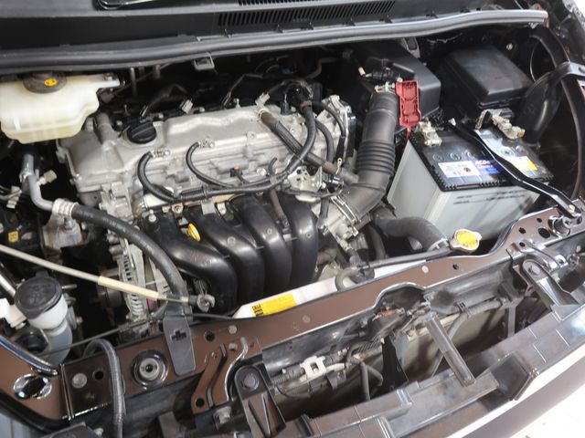 Toyota VOXY 2015-02 180524-18