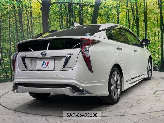 Toyota PRIUS 2017-03 282372-17