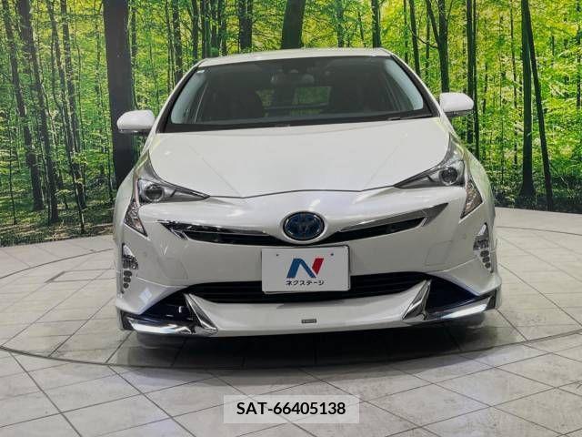 Toyota PRIUS 2017-03 282372-14