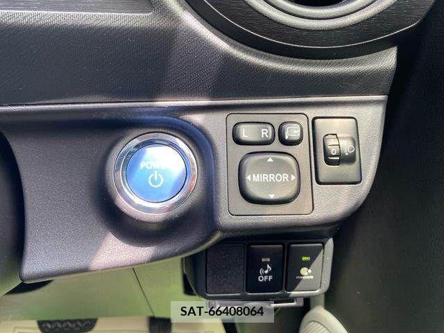 Toyota AQUA 2012-11 356322-3