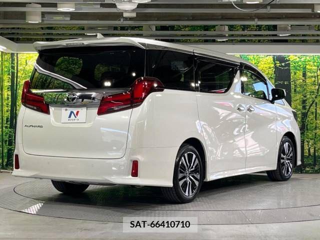 Toyota ALPHARD 2021-11 335343-18