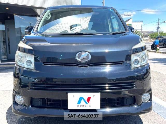 Toyota VOXY 2007-10 327618-16