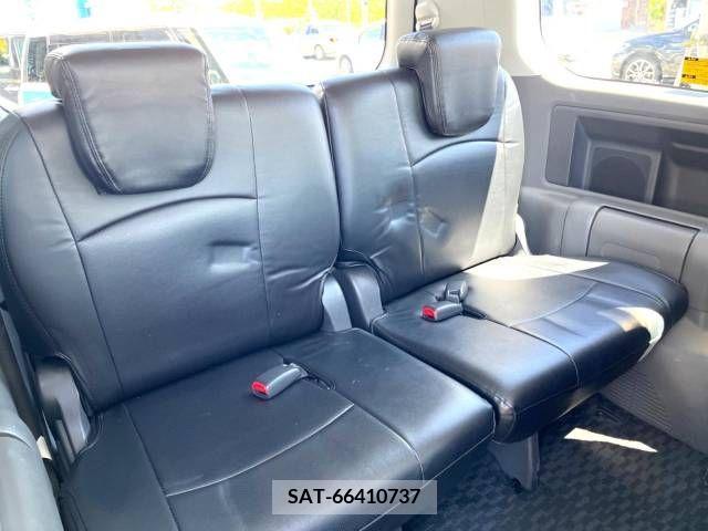 Toyota VOXY 2007-10 327618-14