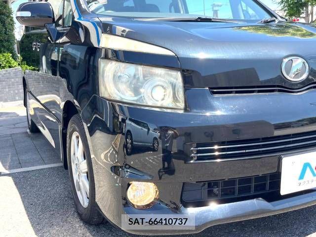 Toyota VOXY 2007-10 327618-9