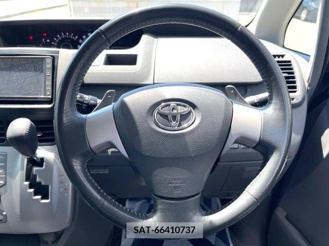 Toyota VOXY 2007-10 327618-8